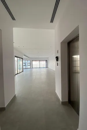 More than 6 bedrooms . More than 6 bathrooms . 507 m23