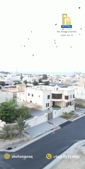 621 m2 5 Bedrooms Villa for Sale in Al Batinah Sohar