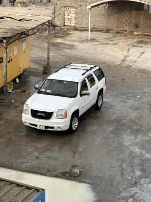Used GMC Yukon in Basra