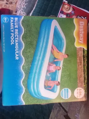 أحواض سباحة