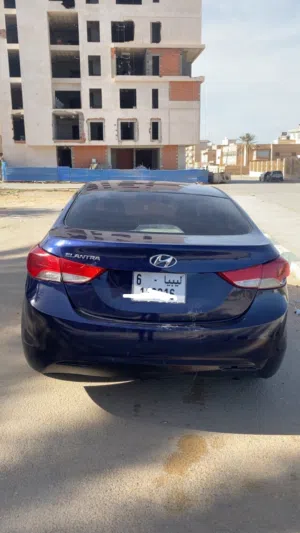 لنترا سيارة الدار محرك ممتاز للبيع