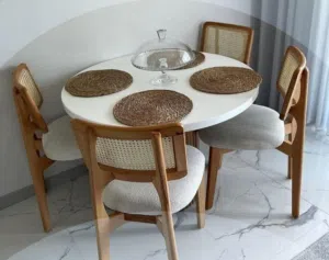 عرووووض بمناسبه السنه الجديده العرض شغال  لحد عيد الفطر  سفره مدوره باربعه كرسي  خشب زان احمر  قطر ا