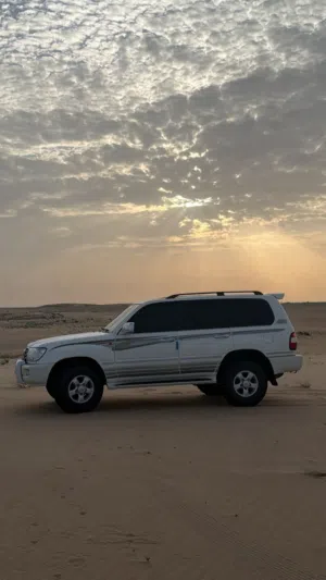 Used Toyota Land Cruiser in Abu Dhabi