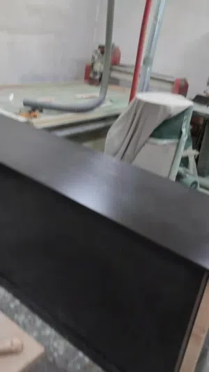 Booth خشب نظيف