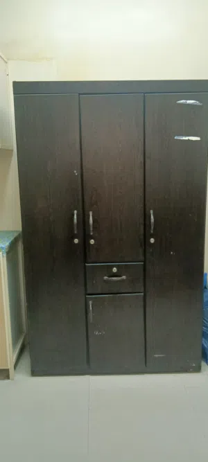 I Want to sell cupboard, price will be slightly negotiable