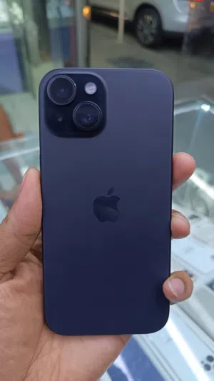 Apple iPhone 15 128 GB in Muscat