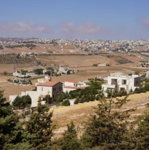 قطع أراضي سكن أ للبيع بطريق السلط بالقرب من الإسطبلات الملكية وحي الفروسية...