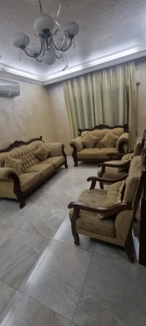 طقم كنب للبيع