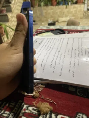 ايفون 12 عادي للبيع