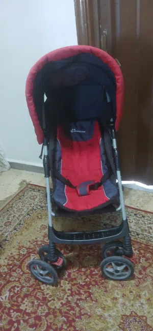 عرباية اطفال بحاله جيده جدا السعر 20