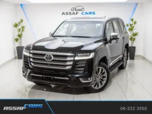 Toyota Land Cruiser Vx 2023  السيارة بحالة الوكالة و قطعت مسافة 51,000 كيلو متر فقط