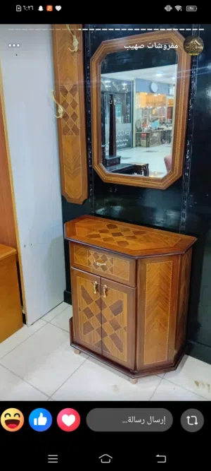 مدخل انتيكه بحال الوكالة خشب زان كامل للبيع