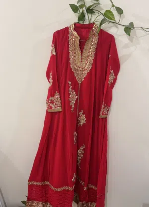 Indian women wear small size..14 shoulder