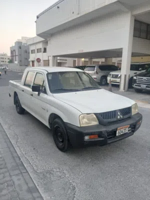 mitshubishi pick up for sale