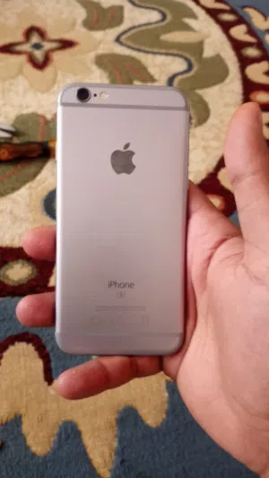 Apple iPhone 6S 64 GB in Sana'a