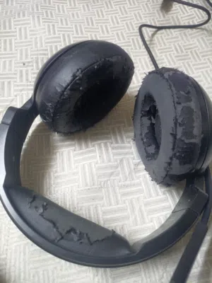 سماعات للبيع