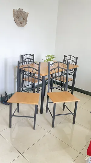 Table + 4 Chairs dining