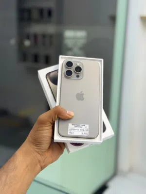 iPhone 15 Pro Max 512 GB Smooth device available - Good condition