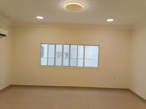 110 m2 3 Bedrooms Apartments for Rent in Al Wakrah Other