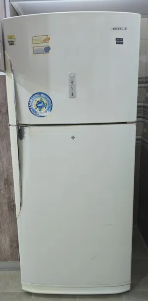 ثلاجة ساميونج حوالي 450 لتر      Samsung Refrigerator, approx. 450L