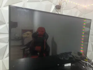 شاشه ايل جي جديده ما بيها شي حجمها 42 تكنك على اليوتيوب