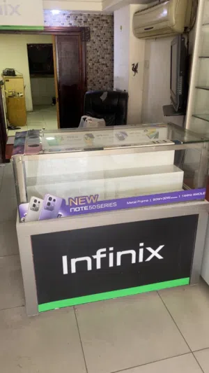 ديكور محل هواتف خلوية للبيع