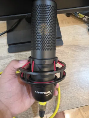 مايك قيمنق HyperX QuadCast مع سلك