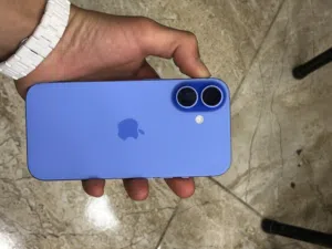 Apple iPhone 16 128 GB in Ajloun