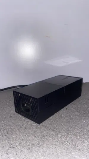 محول كهرباء Xbox One أصلي (شاحن الجهاز) — شغال 100% بحالة ممتازة