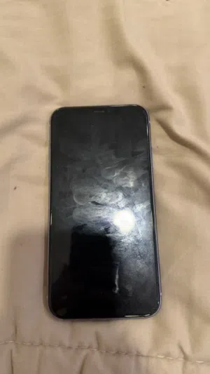 Apple iPhone 11 128 GB in Muscat