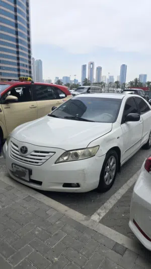 للبيع كامري 2008 نظيفة جدًا مالك أول من الوكالة ممشى قليل وبسعر طيب الممشى قابل للزيادة