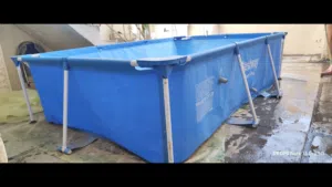 مسبح للبيع