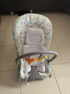 كرسي أطفال ماركة جونيور