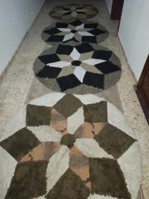 سجاد دائري وبره عاليه الاربعه كلهم للبيع