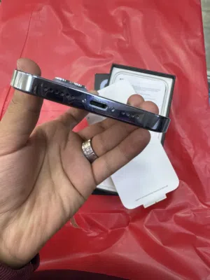 iPhone 13 pro max 256GB بطارية 100٪ مستعمل جديد