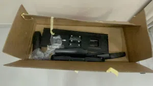 For Sale TV Mount حامل تعليق تلفزيون متحرك  السعر 20