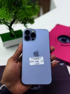 iPhone 13 Pro Max 256 GB Excellent and amazing device available