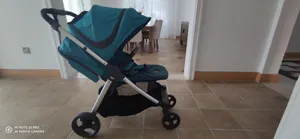 Selling pre-loved high brand MAMAS & PAPAS stroller