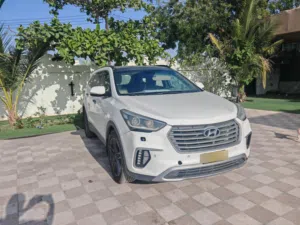 Used Hyundai Grand Santa Fe in Al Batinah