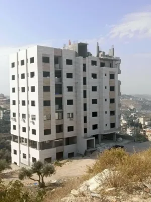 شقق عظم بيت وزن ارضي كاشفة واطلالة بتجنن ومدخل مستقل