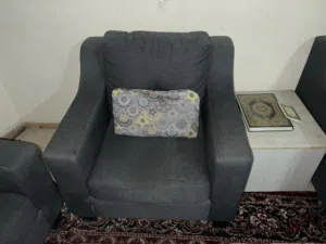 طقم كنب للبيع بحاله جديده التواصل واتس اب