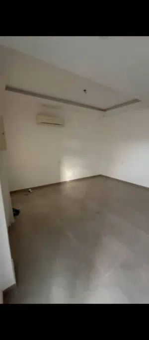 180 m2 4 Bedrooms Villa for Rent in Muscat Al Maabilah