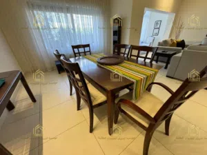 شقة مفروشة فاخرة ارضي مع حديقة اعلان رقم (B113)