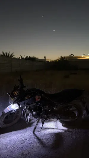 بجاج مستعملة 160cc أدرجه عليها اكسسورات بسيطة أتعق فوق 120 السعر 2000 قبل التفاوض بشكل معقول