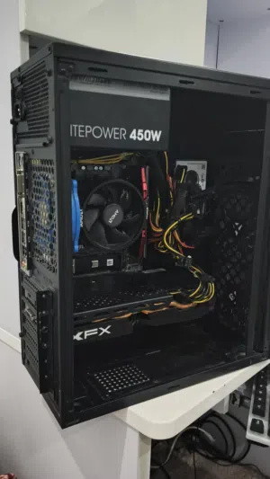 Windows MSI  Computers  for sale  in Central Governorate