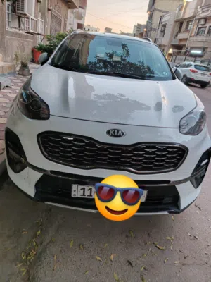 كيا سبورتج 2019 جيتي لاين للبيع ماشيه71 الف بغداد الاعظمية بيها بارد بسيط فقط بدون صبغ ولا حادث خليج