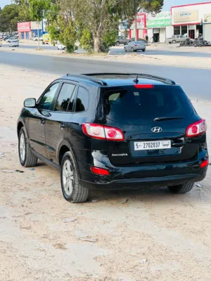 Used Hyundai Santa Fe in Tripoli