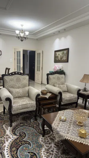 طقم كنب وطاولات وكراسي سفره ودولسوار