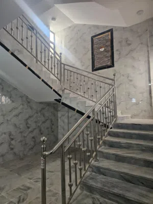 4 Bedrooms . 2 Bathrooms . 2400 m24