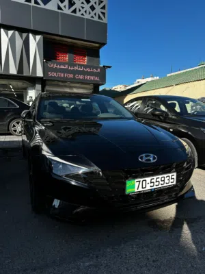 Sedan Hyundai in Amman